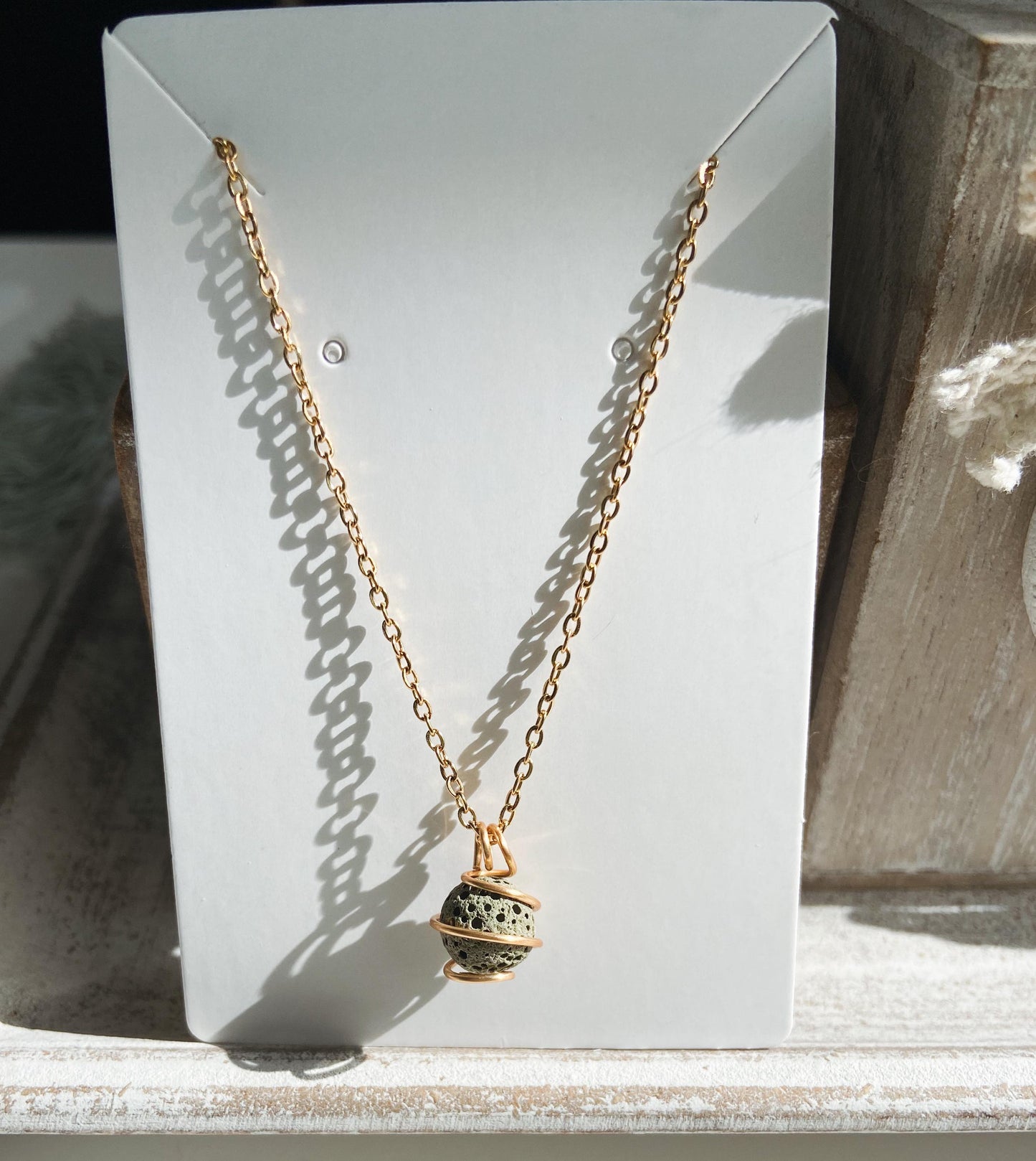 Collier d'aromathérapie & huile essentielle - LIVRAISON GRATUITE