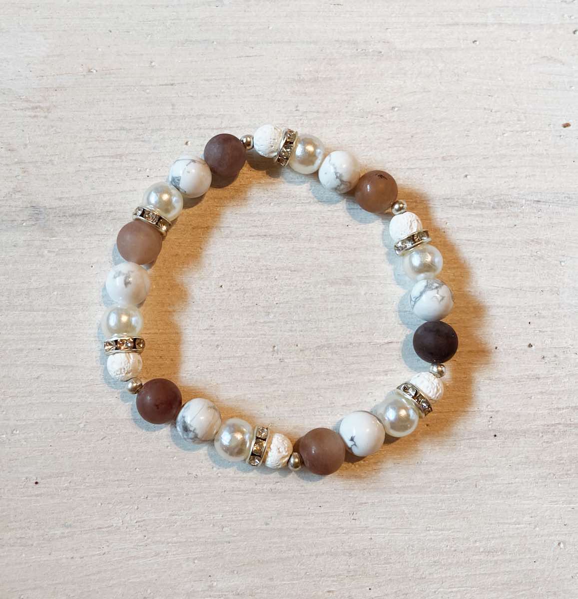 Bracelet d'aromathérapie Agate & Howlite - LIVRAISON GRATUITE
