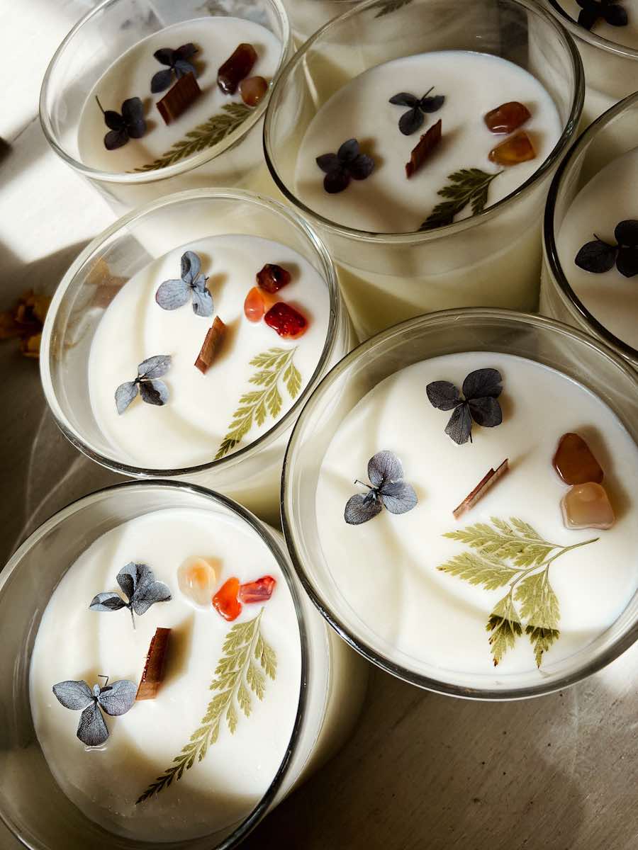 Bougie d'huiles essentielles Bleuet Pomme Cardamome - ÉDITION AUTOMNE LIMITÉE