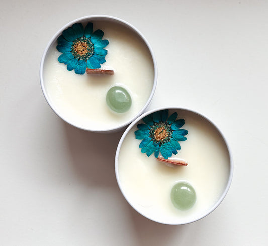 Mint & Eucalyptus Candle with Crystals 4 Oz